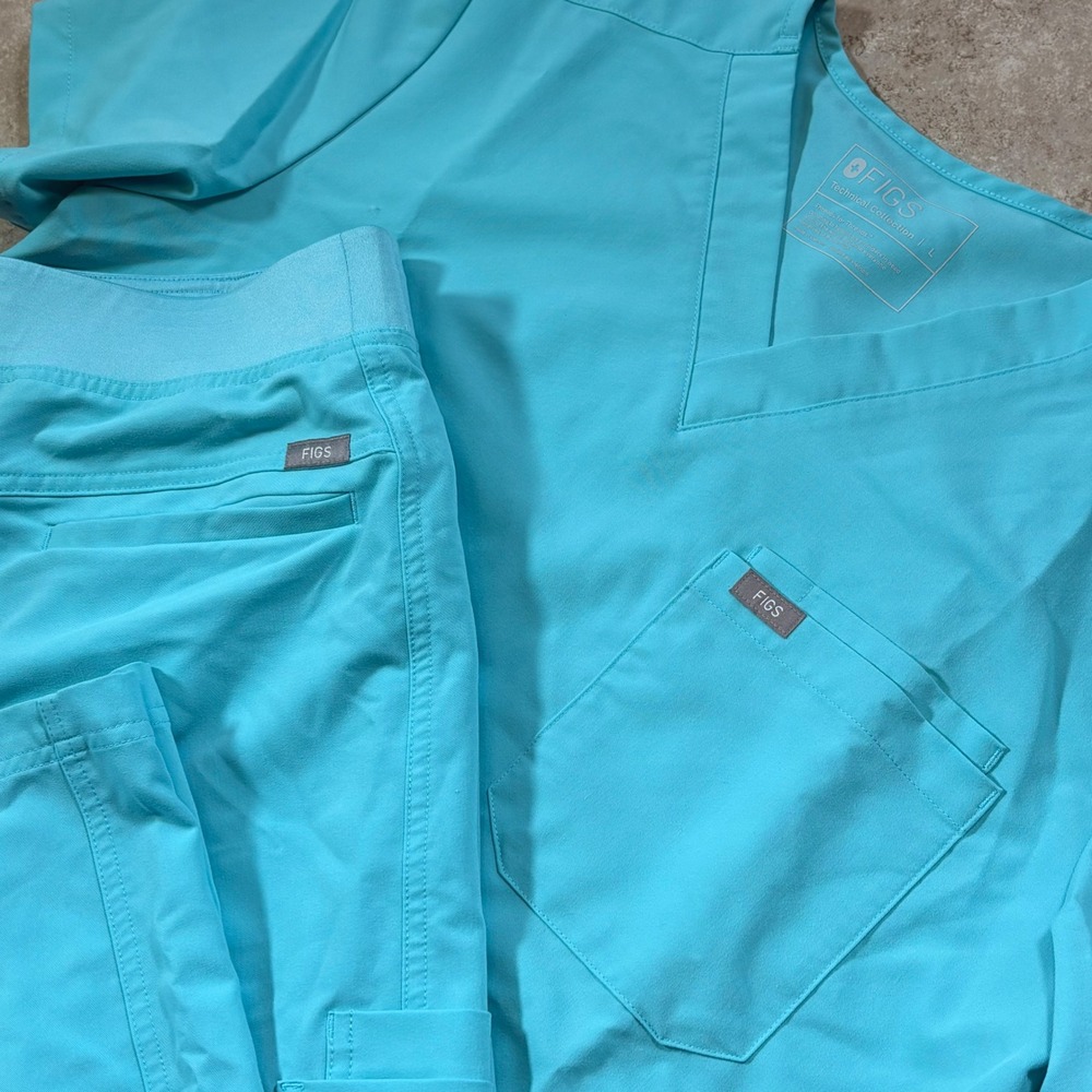 FIGS Mens Technical Collection Scrub Set Aqua Blue Leon Top Cargo Pants L FM1500